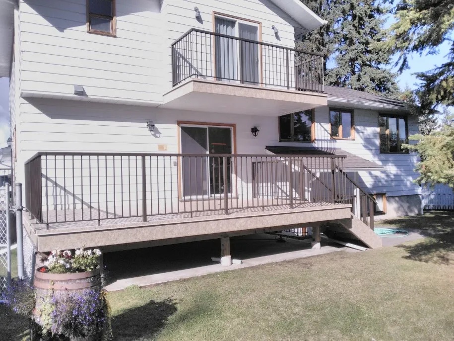 Pacific Northwest Deck